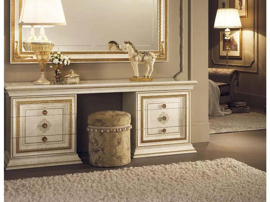 Arredo Classic: Leonardo: пуф (крем, золото)