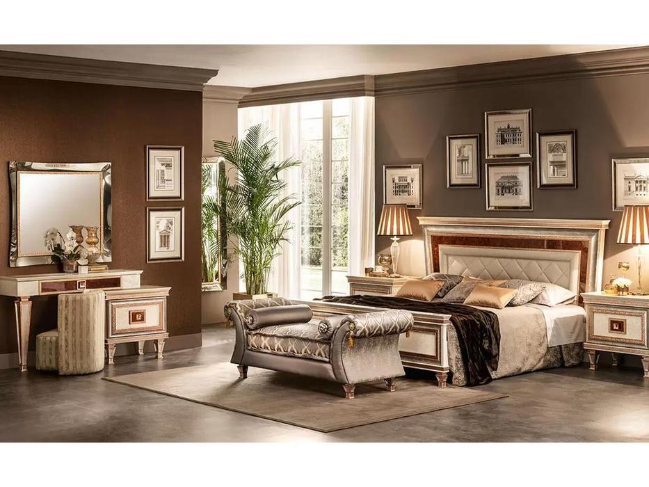 Arredo Classic: Dolce Vita: спальная комната (крем, золото)