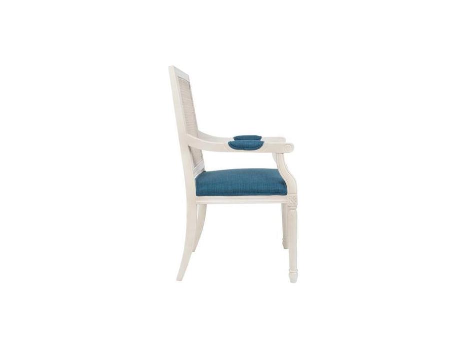 Interior: Wilton white: полукресло  (синий, белый)