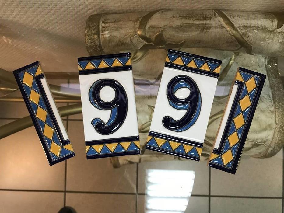 Artecer: Tamano: номер на дверь 66  Rombo